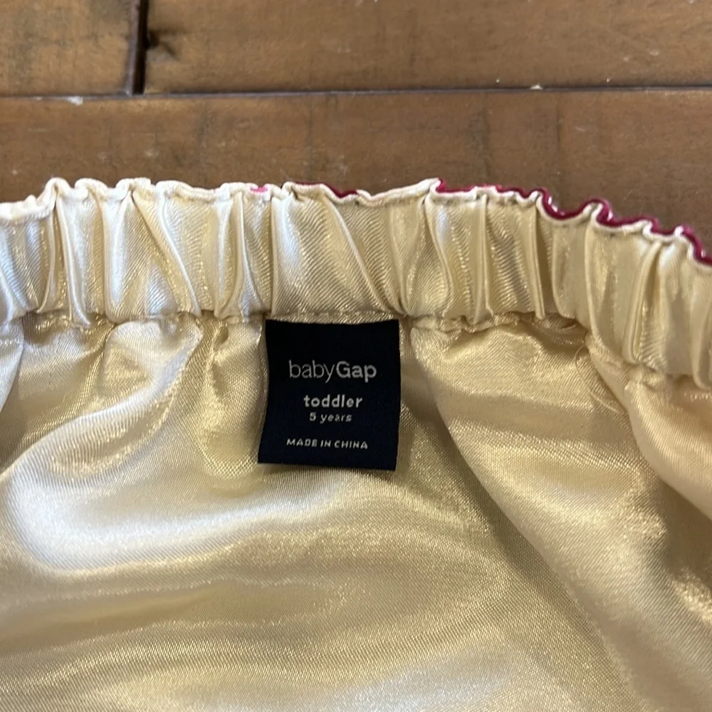 GAP cream oversized
